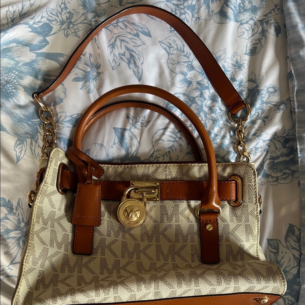 Michael Kors Tan and Cream Shoulder Bag